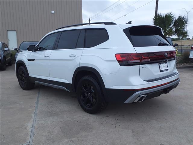 new 2024 Volkswagen Atlas car, priced at $48,072