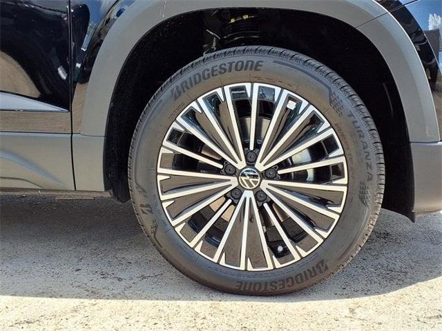 new 2025 Volkswagen Taos car, priced at $29,239