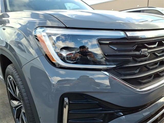 new 2026 Volkswagen Atlas car, priced at $56,203