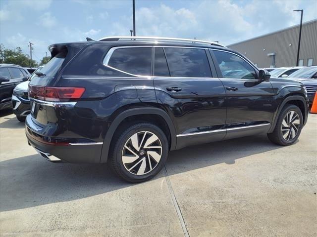 new 2024 Volkswagen Atlas car, priced at $49,454