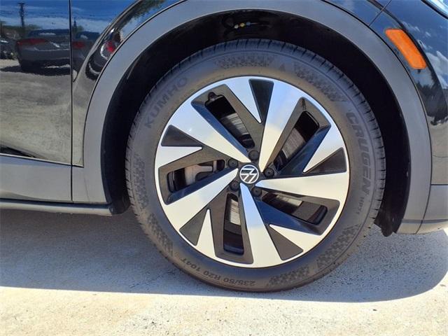 used 2021 Volkswagen ID.4 car, priced at $23,998