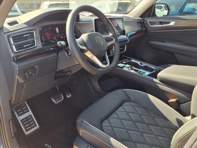 new 2025 Volkswagen Atlas car, priced at $50,649