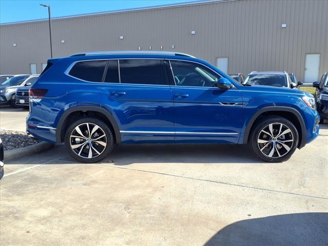 new 2025 Volkswagen Atlas car, priced at $52,549