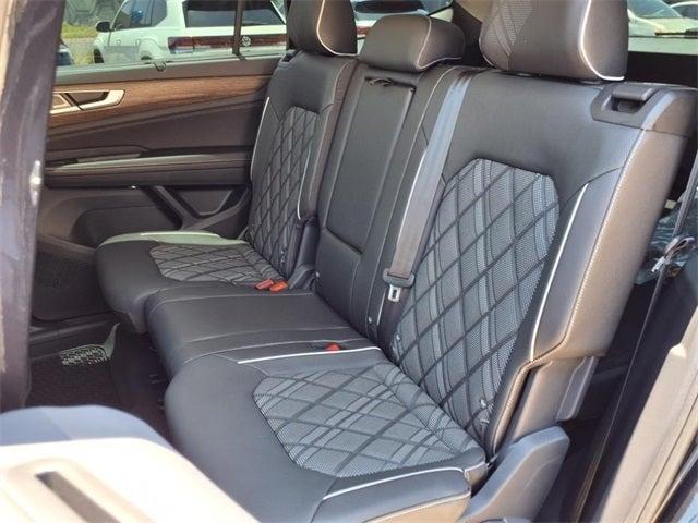 new 2025 Volkswagen Atlas car, priced at $51,395