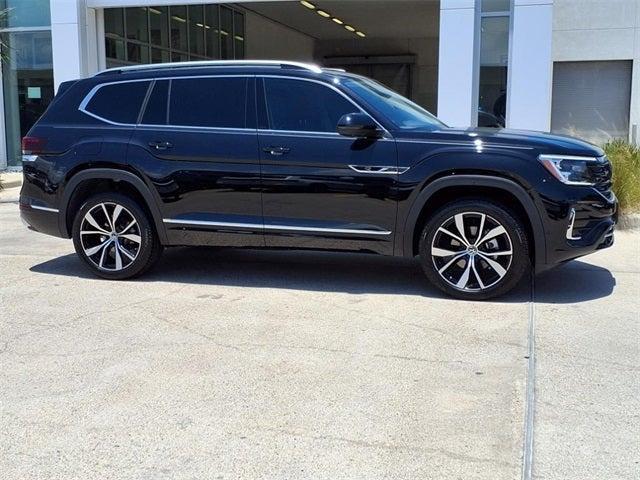 new 2025 Volkswagen Atlas car, priced at $51,395
