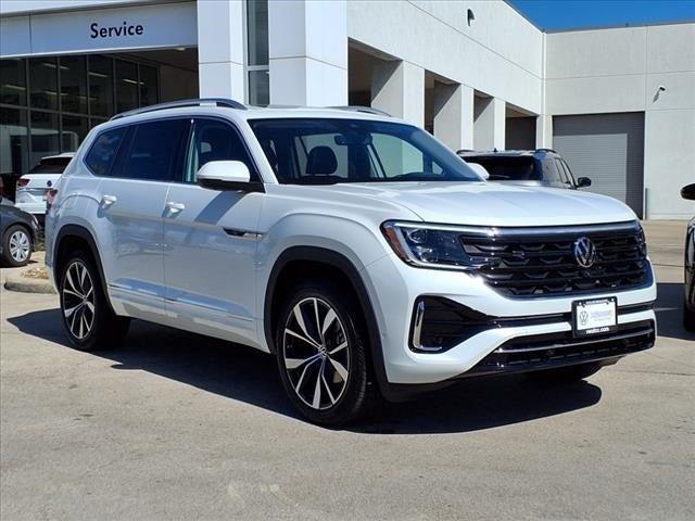 new 2024 Volkswagen Atlas car, priced at $51,337