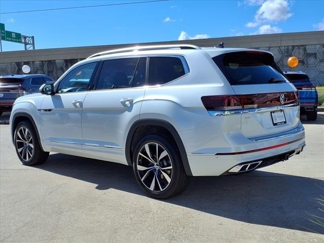 new 2024 Volkswagen Atlas car, priced at $51,337