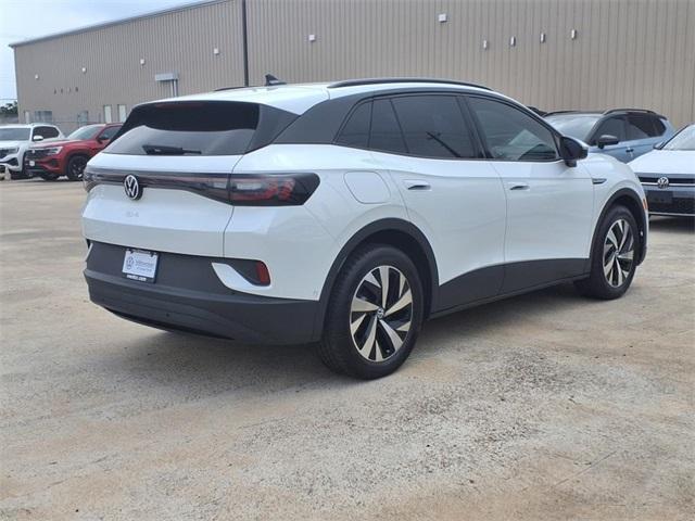 new 2025 Volkswagen ID.4 car, priced at $42,481
