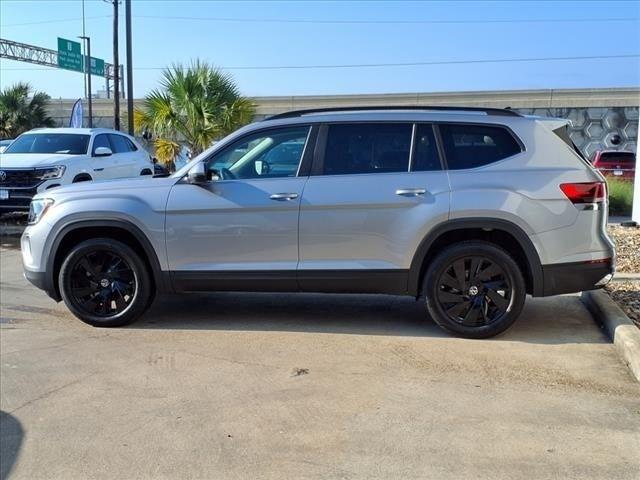 new 2024 Volkswagen Atlas car, priced at $41,585