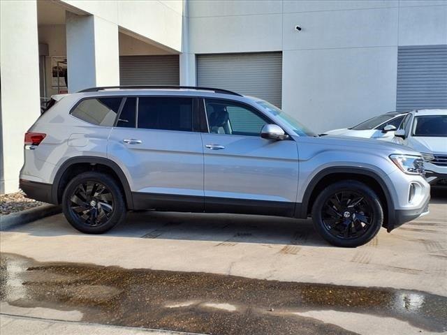 new 2024 Volkswagen Atlas car, priced at $41,585