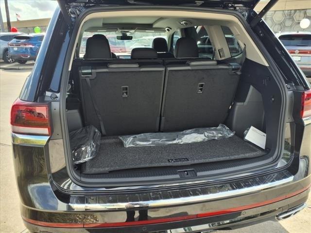 new 2024 Volkswagen Atlas car, priced at $50,998