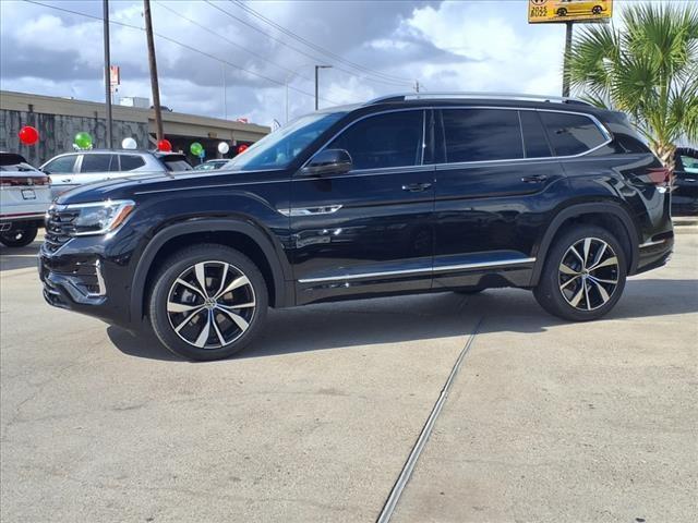 new 2024 Volkswagen Atlas car, priced at $50,558