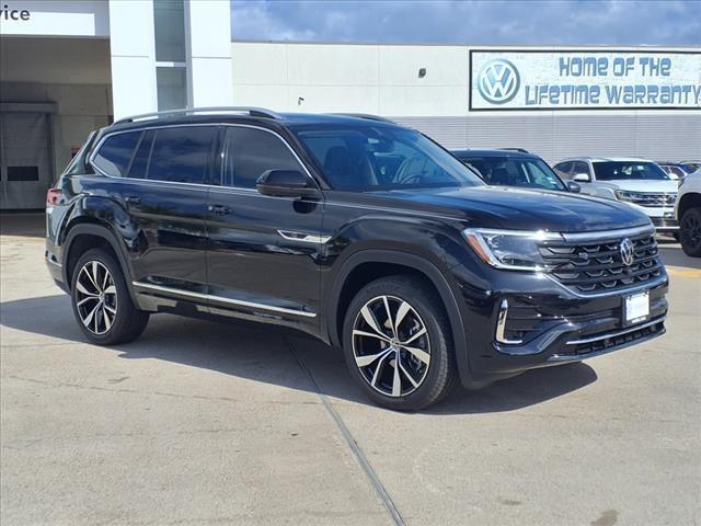 new 2024 Volkswagen Atlas car, priced at $50,558