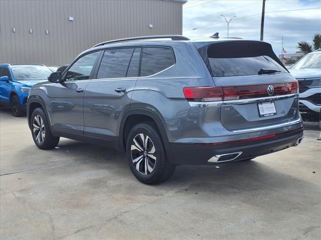 new 2025 Volkswagen Atlas car, priced at $38,255