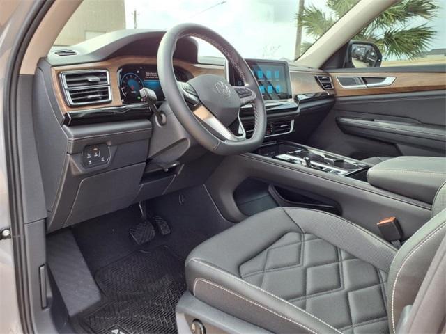new 2025 Volkswagen Atlas car, priced at $43,898