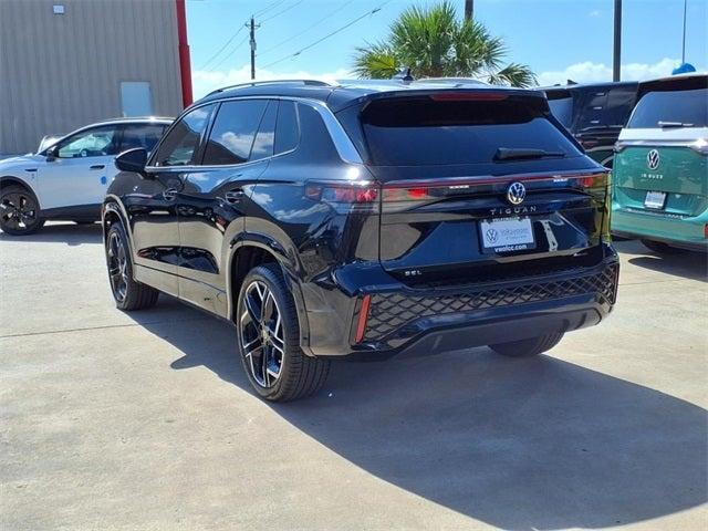 new 2025 Volkswagen Tiguan car, priced at $42,221