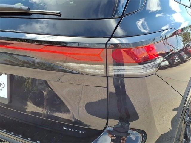 new 2025 Volkswagen Tiguan car, priced at $37,827