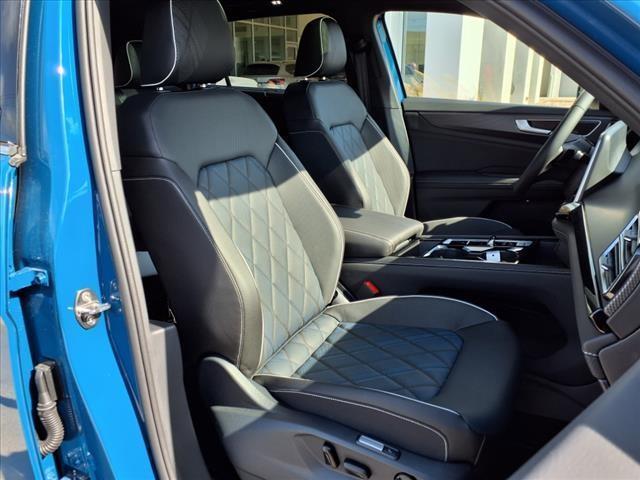 new 2025 Volkswagen Atlas Cross Sport car, priced at $51,435