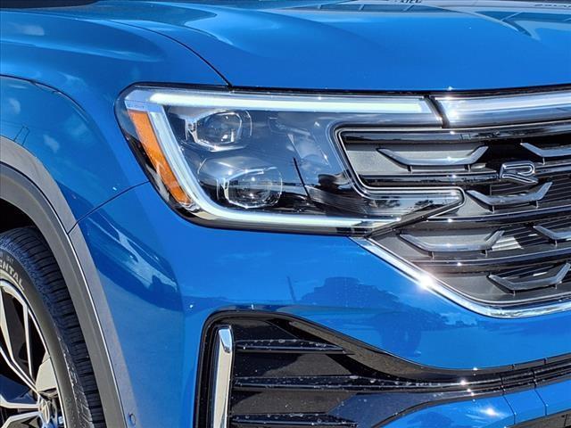 new 2025 Volkswagen Atlas Cross Sport car, priced at $51,435