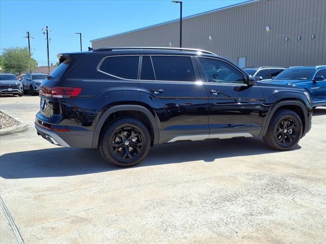 new 2025 Volkswagen Atlas car, priced at $46,504