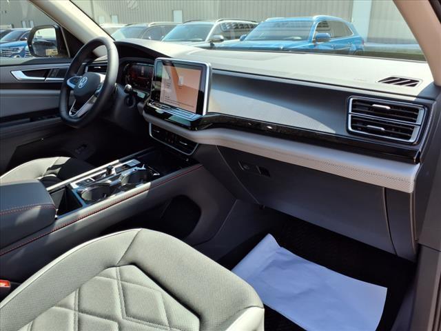 new 2025 Volkswagen Atlas car, priced at $46,504