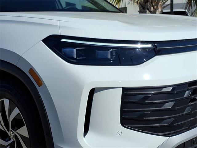 new 2026 Volkswagen Tiguan car, priced at $32,881