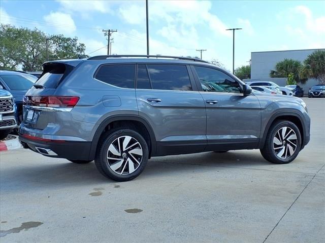 new 2024 Volkswagen Atlas car, priced at $41,073