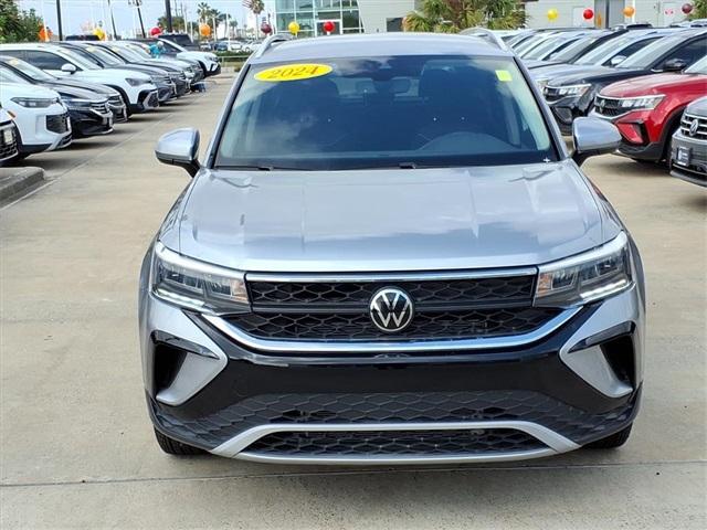 new 2024 Volkswagen Taos car