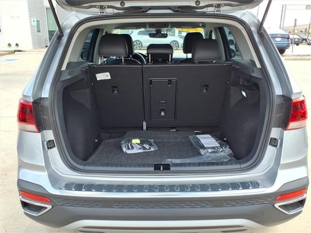 new 2024 Volkswagen Taos car