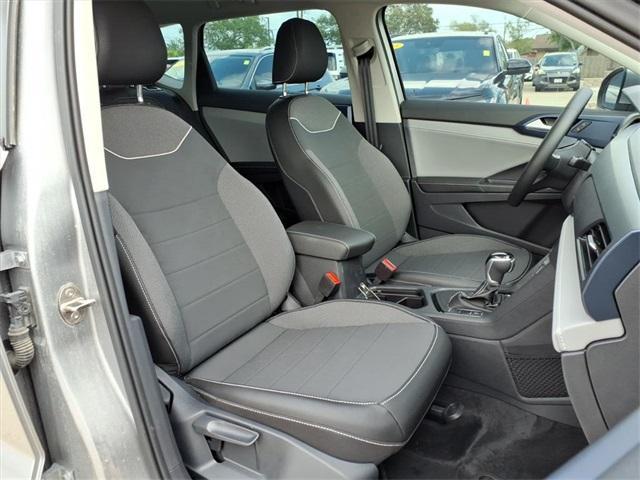 new 2024 Volkswagen Taos car