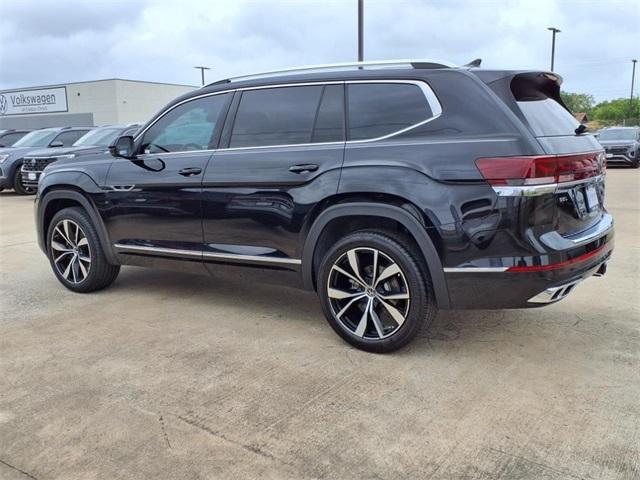 new 2025 Volkswagen Atlas car, priced at $53,493