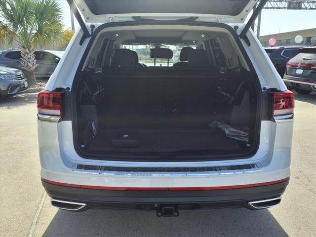 new 2025 Volkswagen Atlas car, priced at $47,993