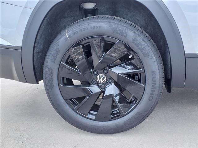new 2024 Volkswagen Atlas car, priced at $42,977