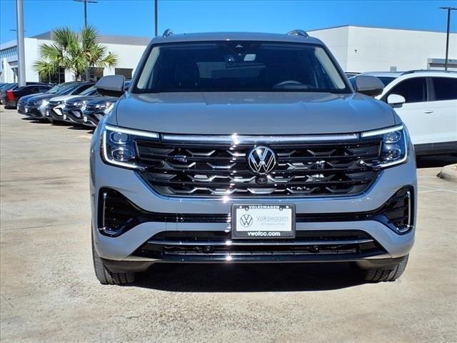 new 2025 Volkswagen Atlas car, priced at $52,759