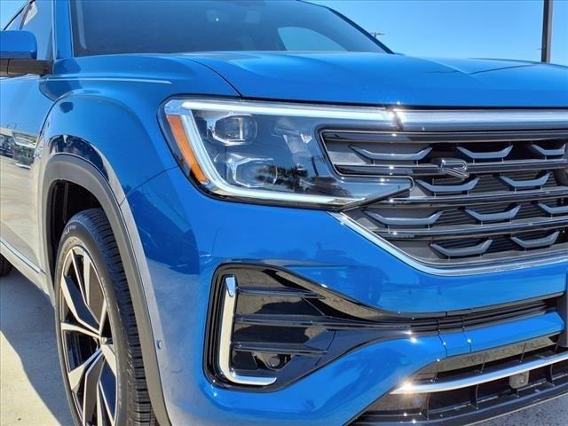 new 2025 Volkswagen Atlas Cross Sport car, priced at $50,882