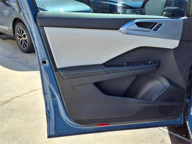 new 2025 Volkswagen Taos car, priced at $31,911