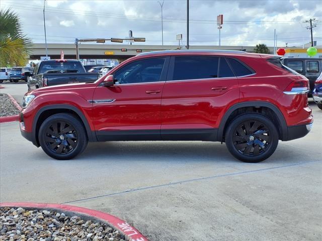 new 2025 Volkswagen Atlas Cross Sport car, priced at $43,323