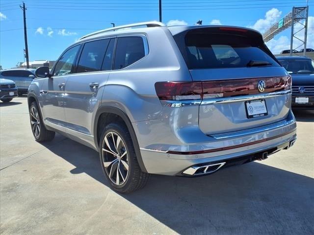 new 2024 Volkswagen Atlas car, priced at $50,958