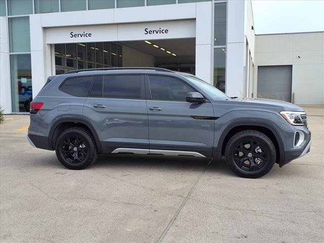 new 2025 Volkswagen Atlas car, priced at $47,096