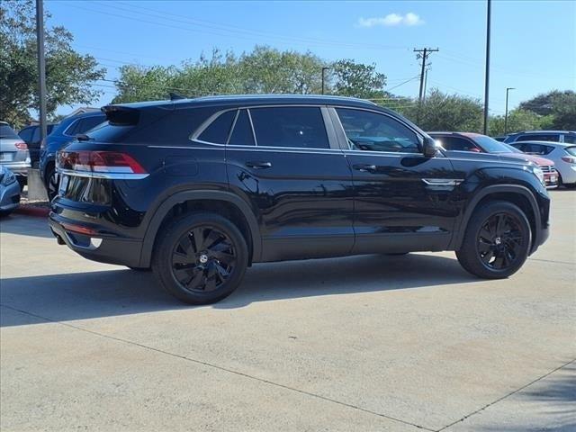 new 2025 Volkswagen Atlas Cross Sport car, priced at $44,163