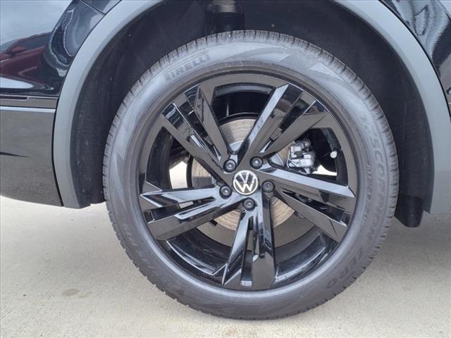 used 2024 Volkswagen Tiguan car, priced at $35,961