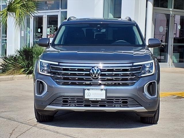 new 2025 Volkswagen Atlas car, priced at $42,841