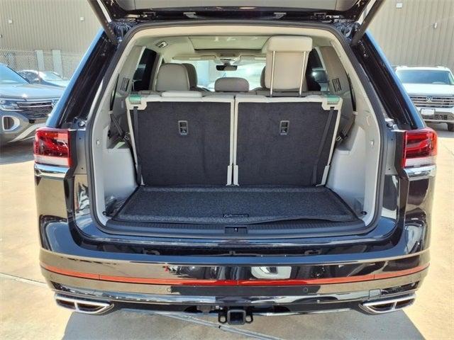 new 2025 Volkswagen Atlas car, priced at $50,511