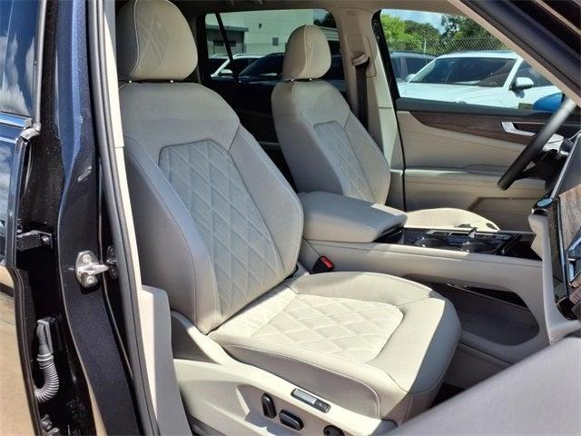 new 2025 Volkswagen Atlas car, priced at $50,511