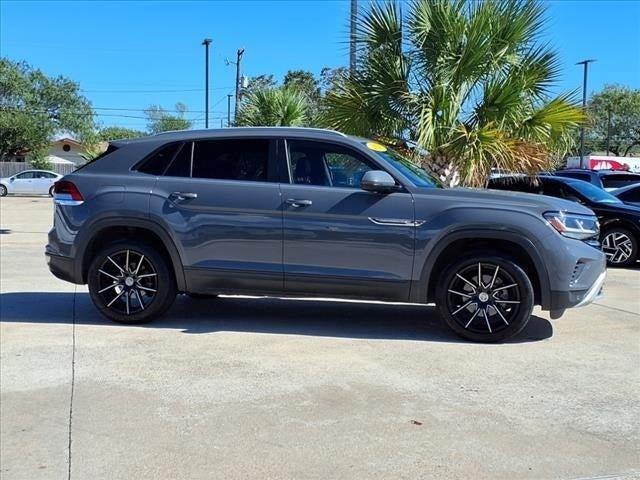 used 2020 Volkswagen Atlas Cross Sport car, priced at $22,425