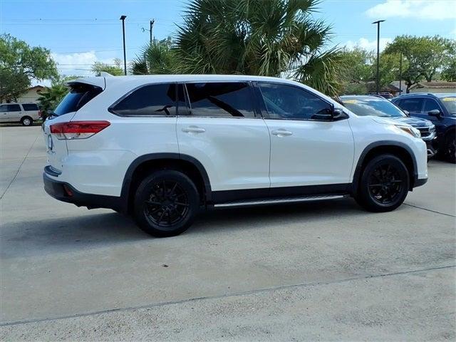 used 2019 Toyota Highlander car, priced at $26,139