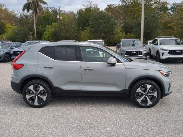 new 2025 Volvo XC40 car, priced at $46,015