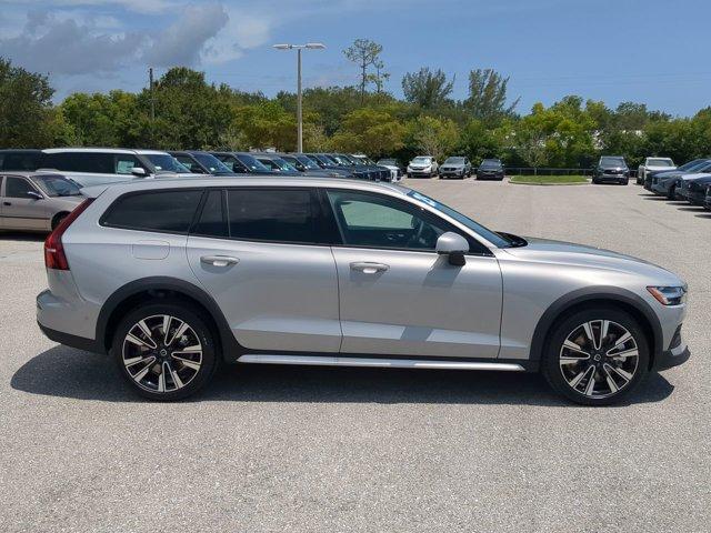 new 2025 Volvo V60 Cross Country car, priced at $58,555
