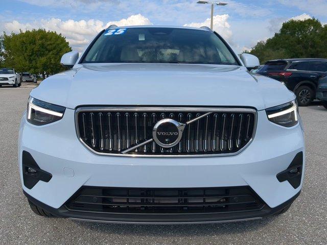 new 2025 Volvo XC40 car, priced at $52,210