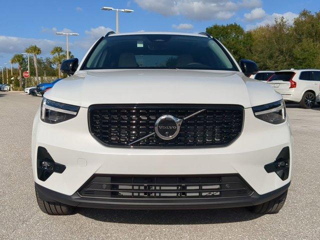 new 2025 Volvo XC40 car, priced at $49,925